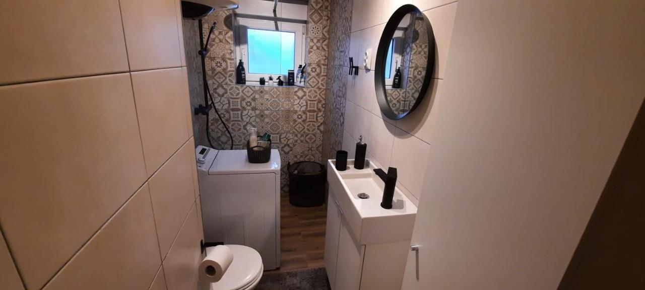 Apartman Twins Self Check In & Self Check Out Otocac Exterior photo